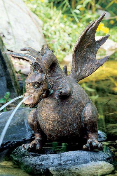 Figurine en bronze crachant de l'eau | Dragon Drusilla moyen