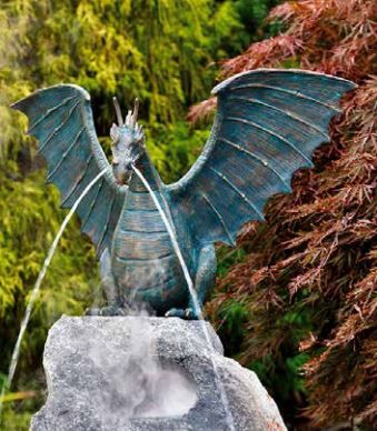 Figurine en bronze crachant de l'eau | Dragon Saphira