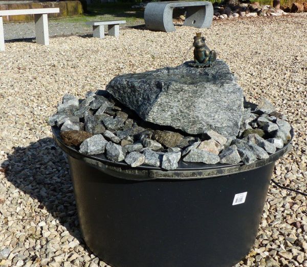 Bronzefigur | Komplettset-Brunnen Froschkönig Otto wsp. 11 cm hoch 88724