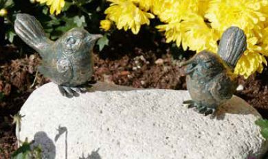 Bronzefigur | Vogelpaar, singend